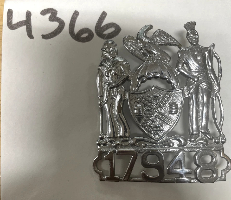 INSIGNIA SOMBRERO POLICÍA NYC de colección No. 17948 tono plata (FC86A-1Q4366 Foto 3 de 4