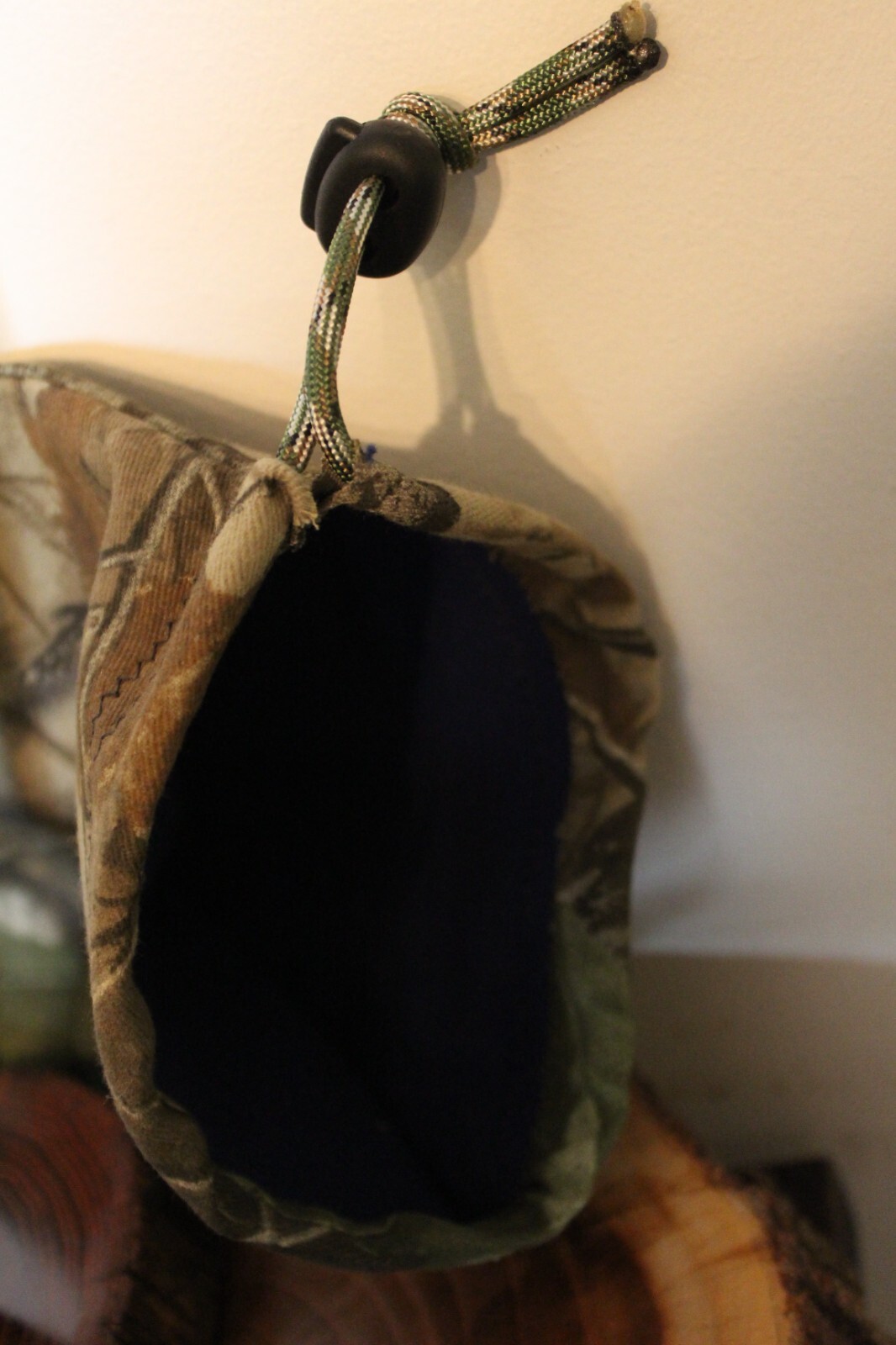 Custom Made Sycamore  Wood Turkey Pot  Call with Two Round Tip  Rod  Strikers