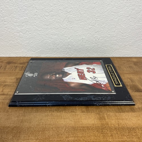 MIAMI HEAT SHAQUILLE O'NEAL AUTOGRAPHED SIGNED FRAMED PLAQUE W/ 8”x10" PHOTO - Picture 9 of 14