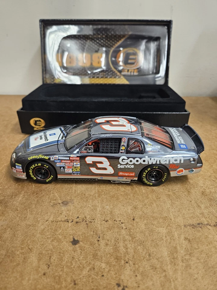 Dale Earnhardt #3 GM GW Plus/Sign Last Lap of the Century 1999 Elite 1 of 8500 - Image 2 of 4