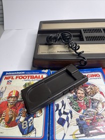 MATTEL INTELLIVISION SYSTEM CONSOLE 2609 Plus 4 Games