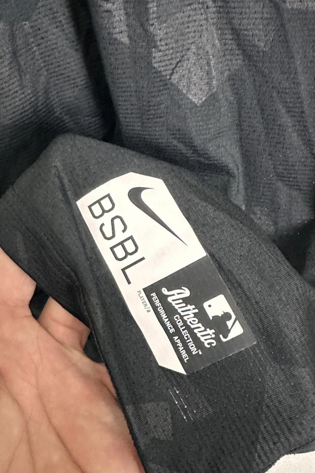 Arizona Diamondbacks Men’s Black Nike Pro Hypercool MLB Shirt Size XL Fitted - Image 4 of 4