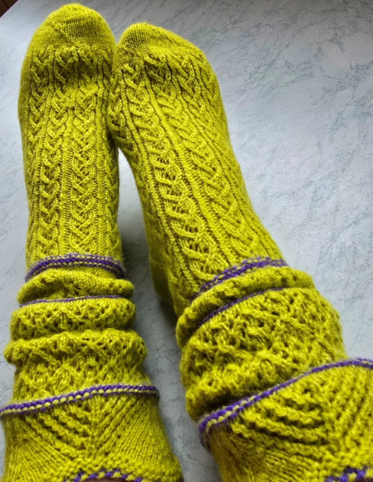 Lace Socks Women Handmade Green Unique 100 %  Natural Pretty Long Gift Cozy Boho - Image 4 of 4