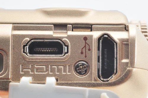 Nikon COOLPIX S7000 16.0MP 20X Optical Zoom Compact Digital Camera Gold - Picture 4 of 7