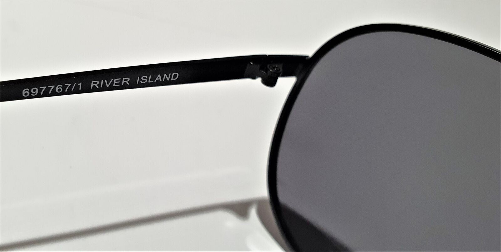 River Island Sunglasses Black Grey 50 units Job lot Wholesale Bulk Car Boot image 2