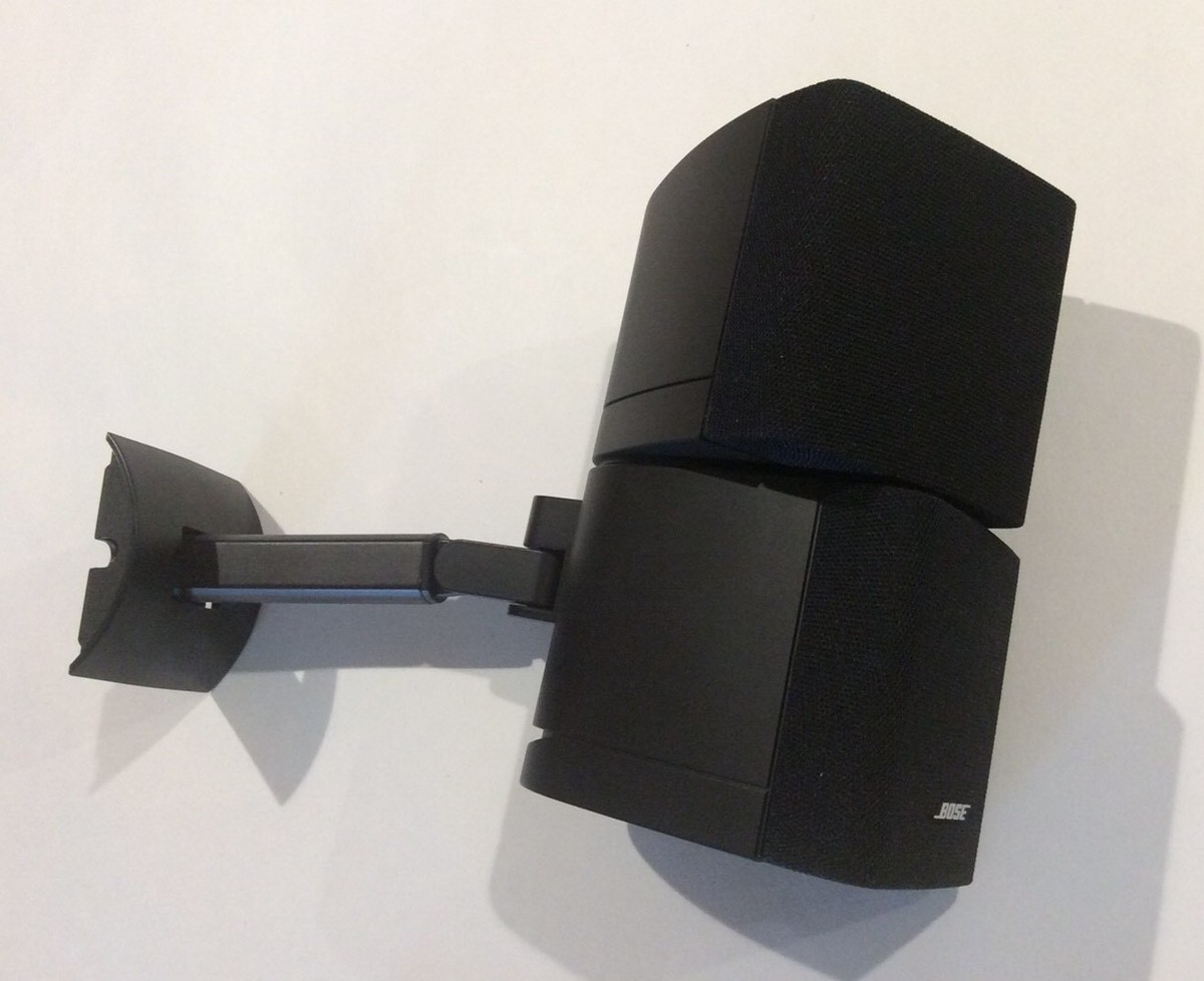 1 X Bose double cube speakers Series III Black In Color W