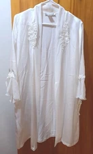 Linea Donatella Satin Robe Bridal White Floral Lace Small Knee Length No Tie New