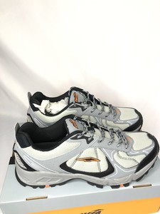 running shoe brand avia