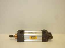 PARKER 01.50 CBB2MAUS14AC 2.500 NEW PNEUMATIC CYLINDER 0150CBB2MAUS14AC