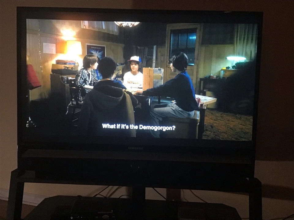 Samsung HL-S5687W Projection TV 56” inches Read Description Remote Included - Image 3 of 4