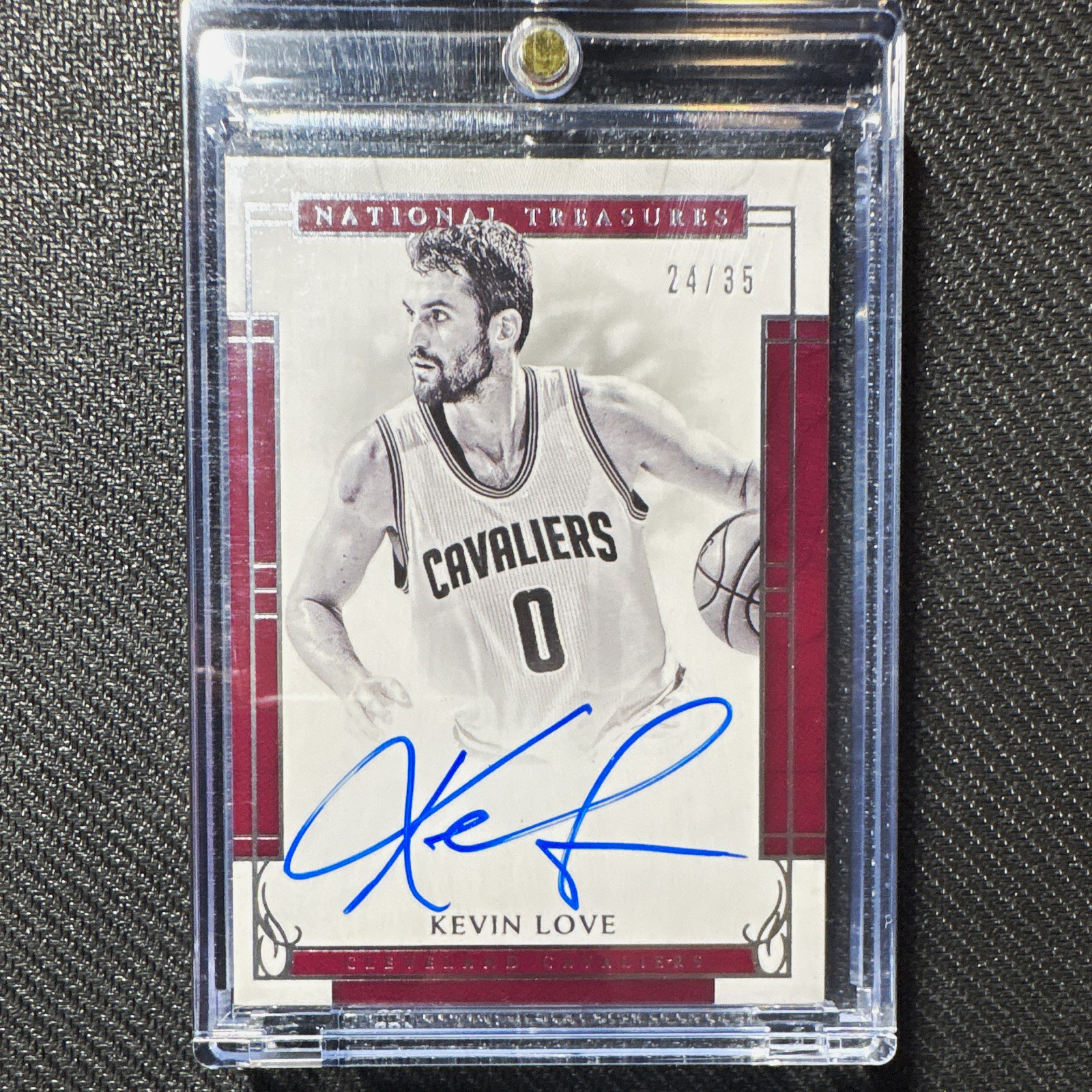 Panini 2016-17 National Treasures Kevin Love Cavaliers Hard Signed Auto #59 /35