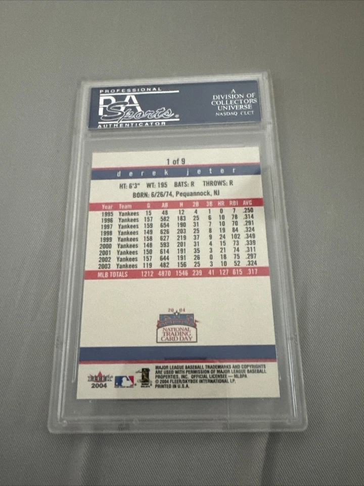 2004 National Trading Card Day Derek Jeter #1 Fleer Gem MT 10 - Image 2 of 2