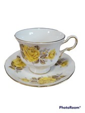 Vintage Queen Anne English Bone China Teacup Saucer Set Yellow Roses Gold Trim