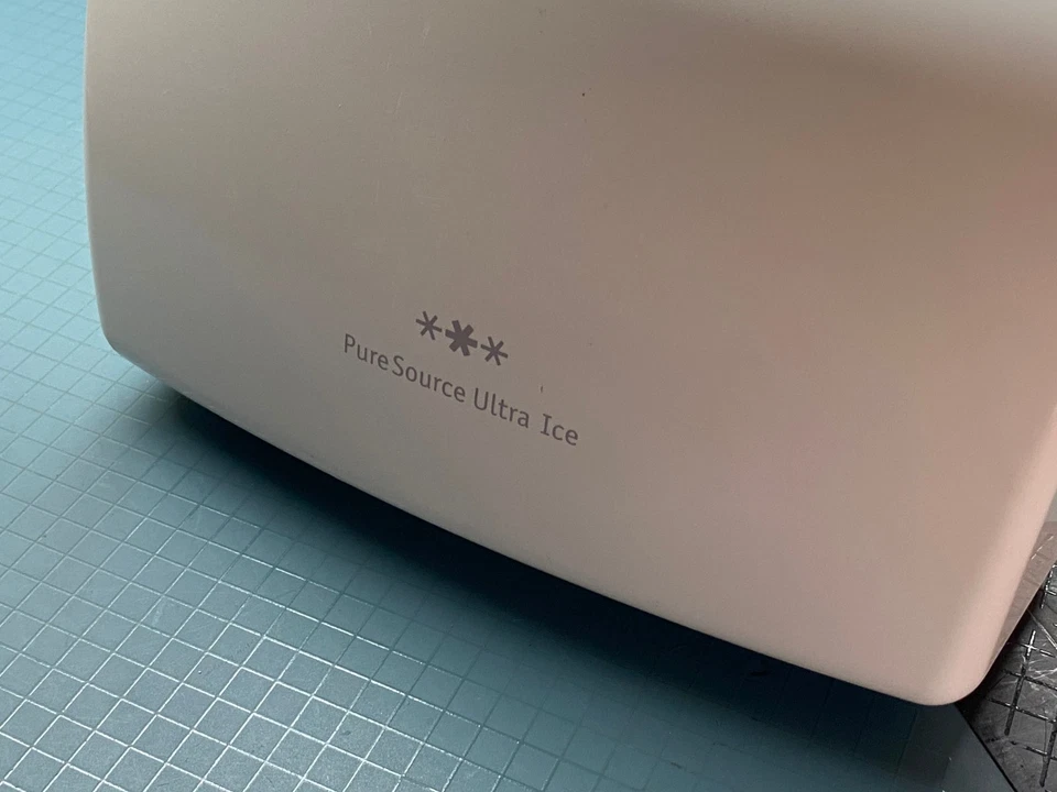 Conjunto de contenedor de hielo para refrigerador Frigidaire (VER FOTOS) P# 241860810 Foto 3 de 4