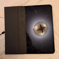 Apple iPad Pro 11in 256GB Wi  Fi Space Gray w/ Case, Charger  Cable bundle