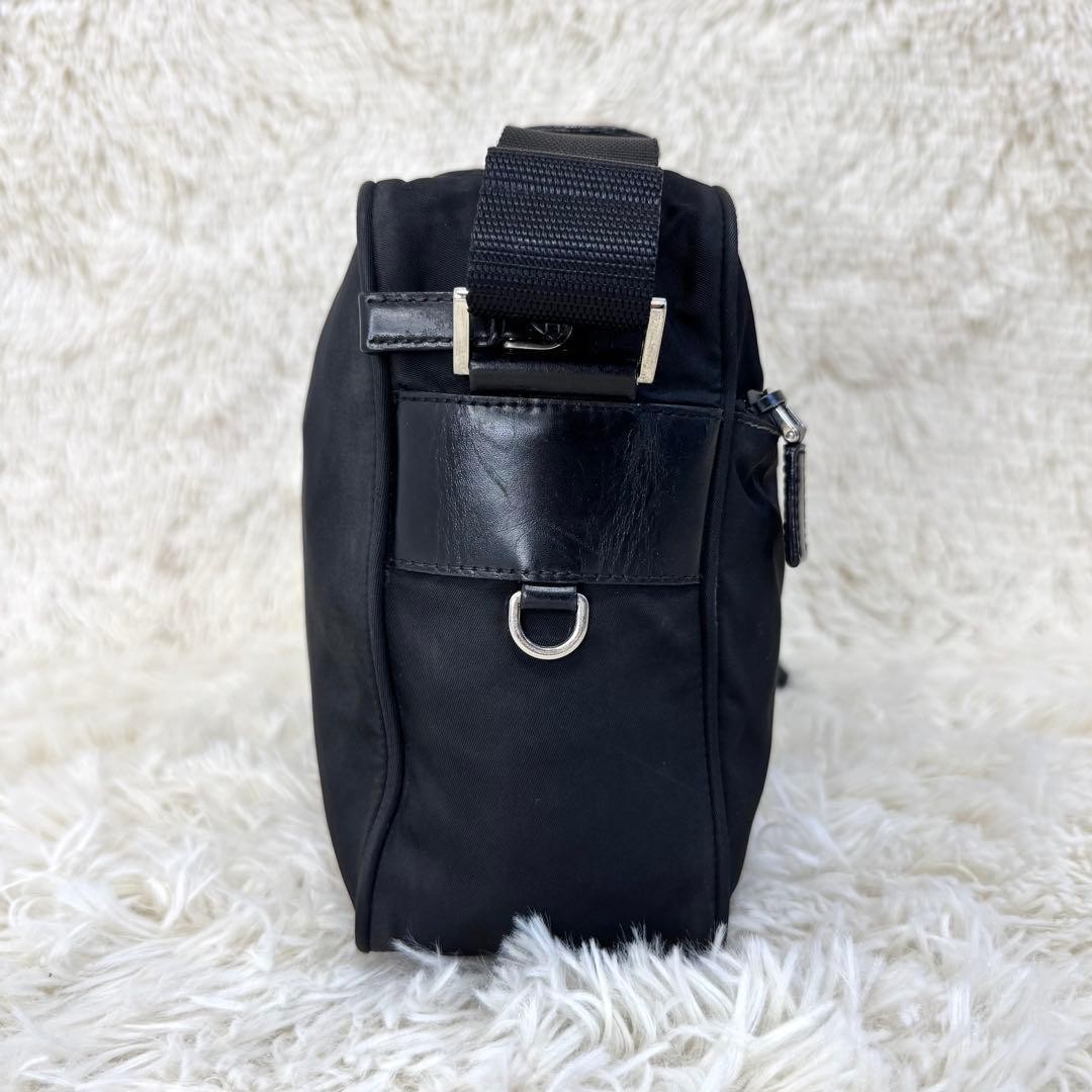 PRADA   Model Shoulder Bag Camera Bag Triangle Logo Nylon Black thumbnail 4