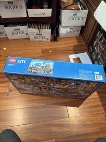 LEGO City 60097 City Square. New. Sealed.