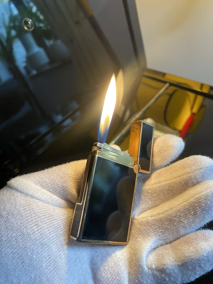 S. T. Dupont Feuerzeug Linie 2 Gold / Chinalack ( Überholt ) - Bild 2 von 4