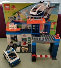 Lego Duplo 4691 - Le commissariat de police - Complet - station Hélicoptère