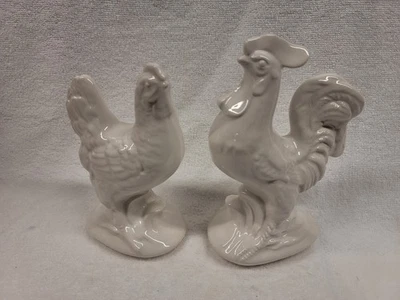 7 1/8" & 6 1/4" ROYAL ROOSTER & HEN (W) (RARE) BY ROYAL COPLEY, ROYAL WINDSOR - Image 1 of 4