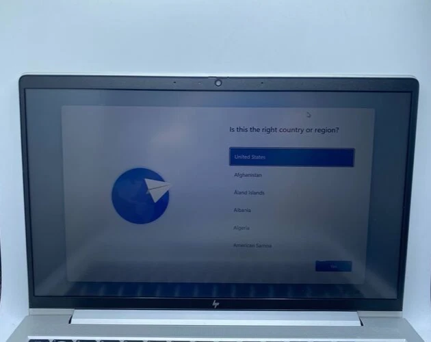 HP EliteBook 645 G9 14" AMD Ryzen 5 PRO 5675U 16GB RAM 256GB SSD - Image 4 of 4