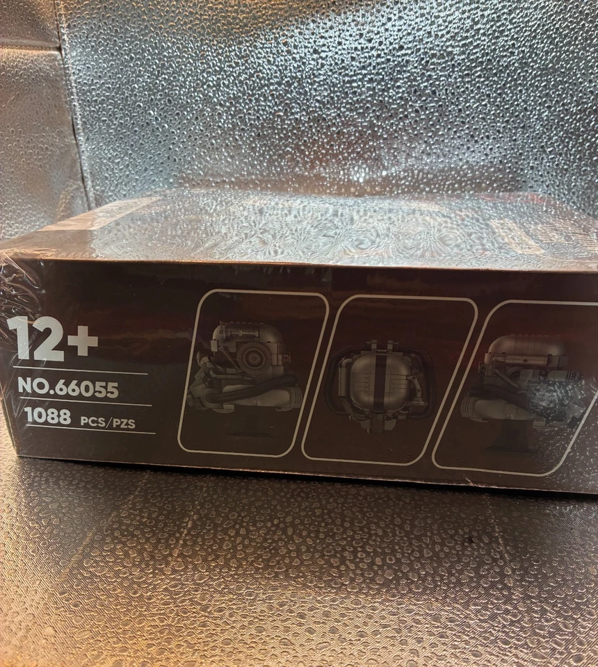 Tok Moc Power Armor Helmet Building Block Toy for Ages 12+ 1088 Pcs No. 66055 - Image 3 of 4