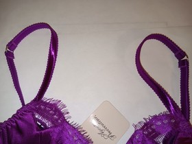 Agent Provocateur NWT Pink Bra 32B Silk Satin Blend Adjustable Straps Wired 