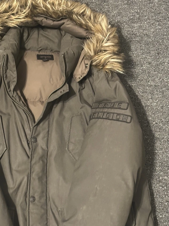 Chaqueta de plumón de invierno True Religion L/S Parka para hombre talla 2XL verde oliva oscuro Foto 2 de 4