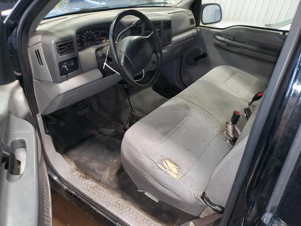 Used Front Axle Assembly Front 4WD fits: 2000 Ford F350SD PICKUP 4 wheel ABS 4.1 Foto 4 de 4