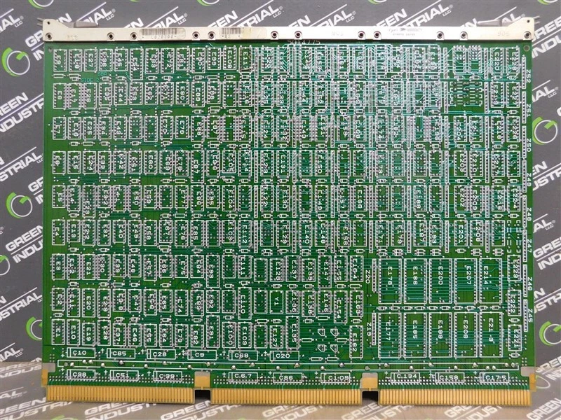 Placa de control usada Digital Equip Corp. L0203 5014775 Rev. C1 Foto 2 de 4