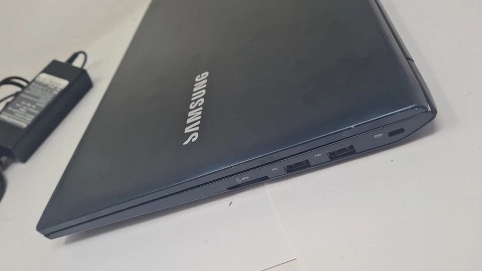 Portátil Samsung ATIV Book 6 NP680Z5E Buena Pantalla 15.6" Sin Alimentación LEER Foto 3 de 4