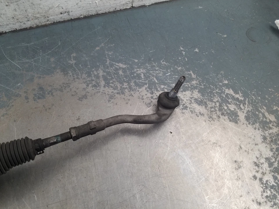 Audi S4 Quattro B8 2013 portaequipajes eléctrico y piñón/barras de amarre #5394 J7 Foto 2 de 4