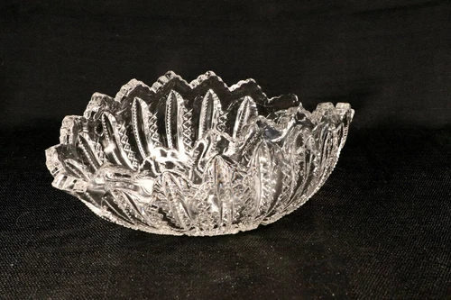 Duncan Miller 42 [Mardi Gras)  medium  Foldover Bowl Circa 1894, clamshell