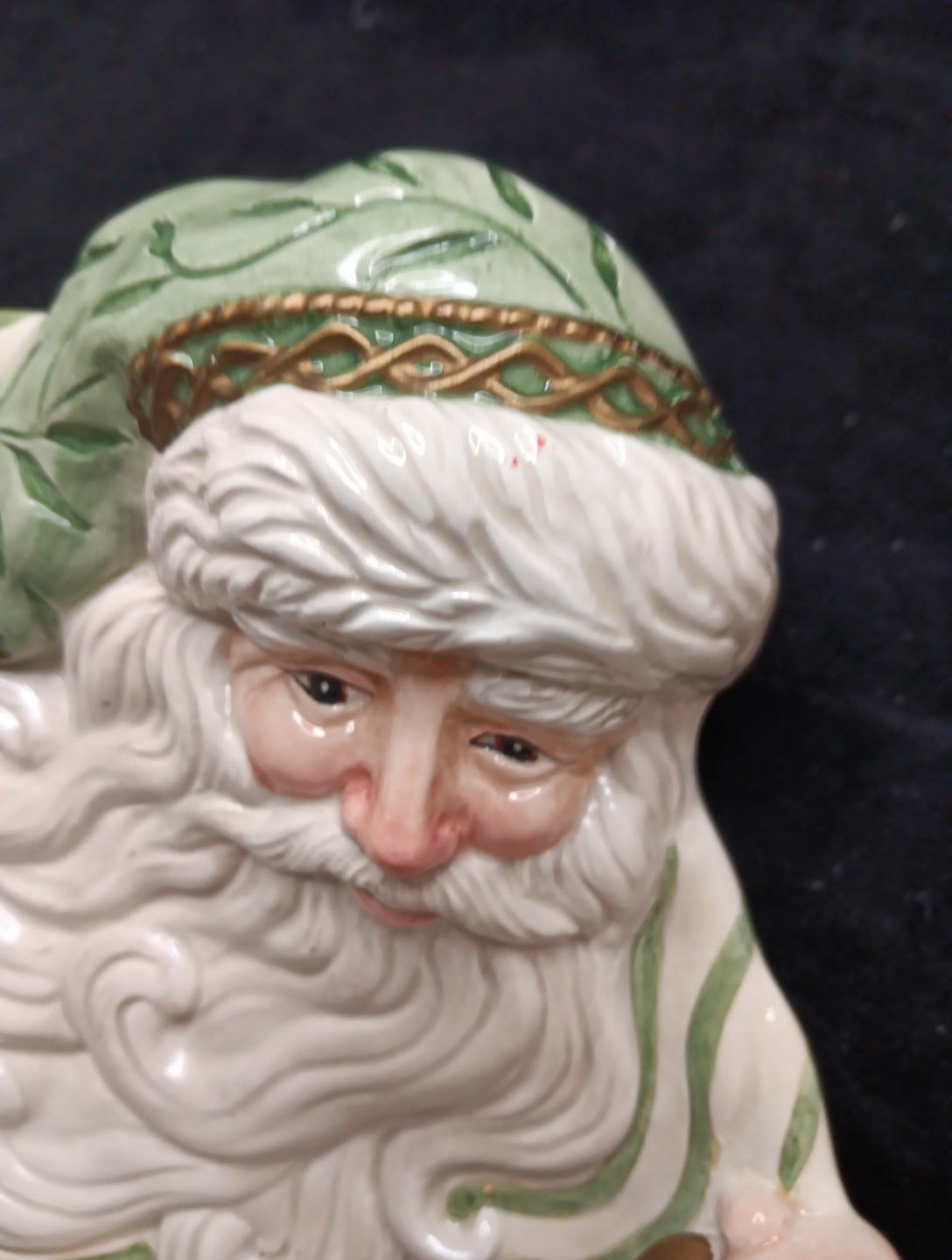 Fritz and Floyd Gregorian Green Santa W/Lantern Caape Plate. Some Ware/Crazing.