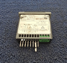 Dixell XR06CX-4N4F7: E-4-3-0162 Digital Thermostat Controller Model