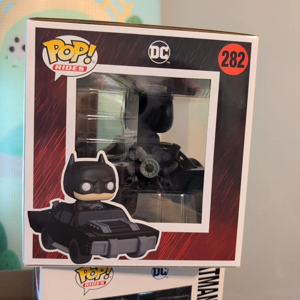 Nueva figura Batman en Batimóvil 282 The Batman Funko Pop Foto 4 de 4