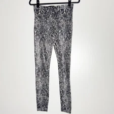 SPANX Faux Leather Snake Shine Leggings Animal Print Women's Size Large 20324R