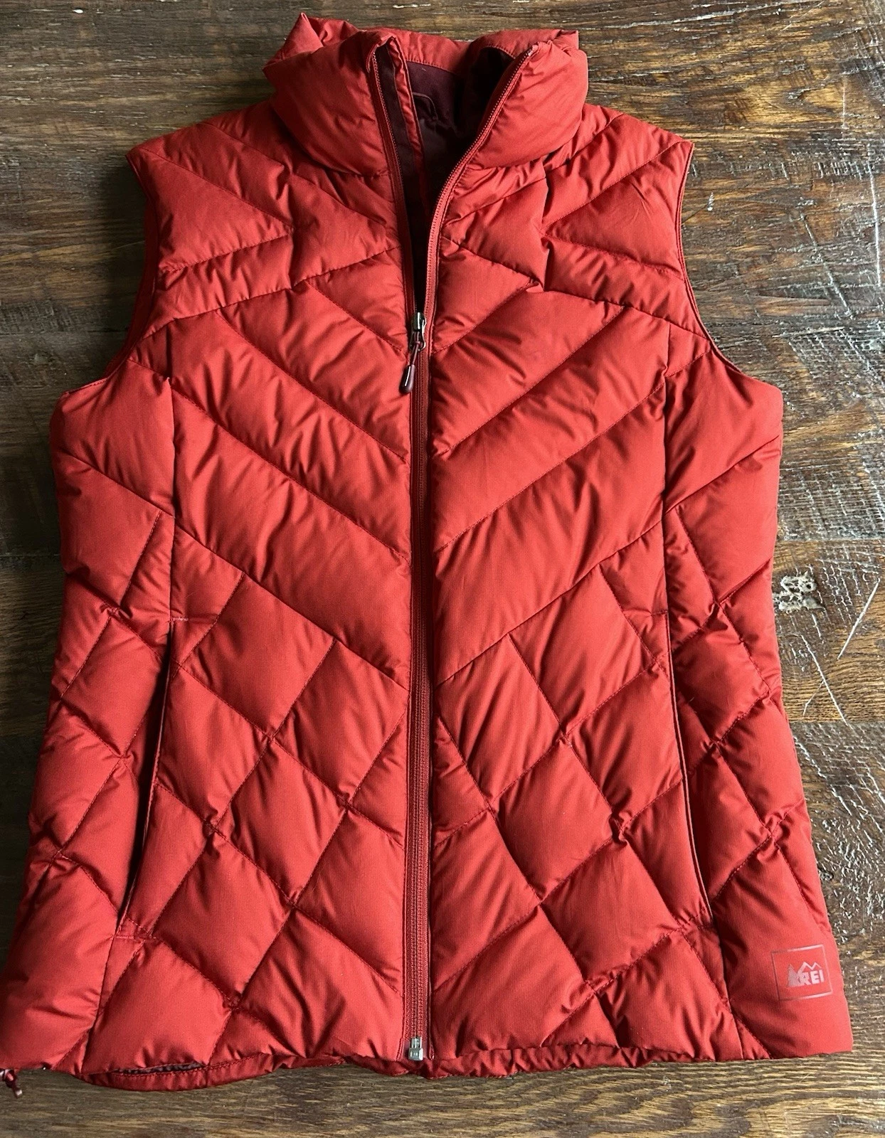 REI Co-Op Therum Quilted 650 Fill Duck Down Puffer Vest Women S Redplum Full Zip