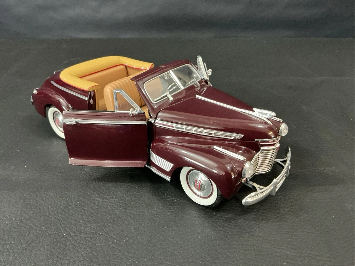 Exquisite 1946 Ford Super De Luxe Convertible Wooden Model Car