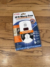 NEW Kidde 10-Year Worry-Free Plug-In Carbon Monoxide Detector w/ Display