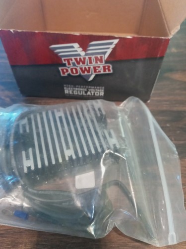Twin Power Voltage Regulator 74516-86 Fits 81-88 Harley FLH, FXST, Flst, FXR, XL - Picture 4 of 4
