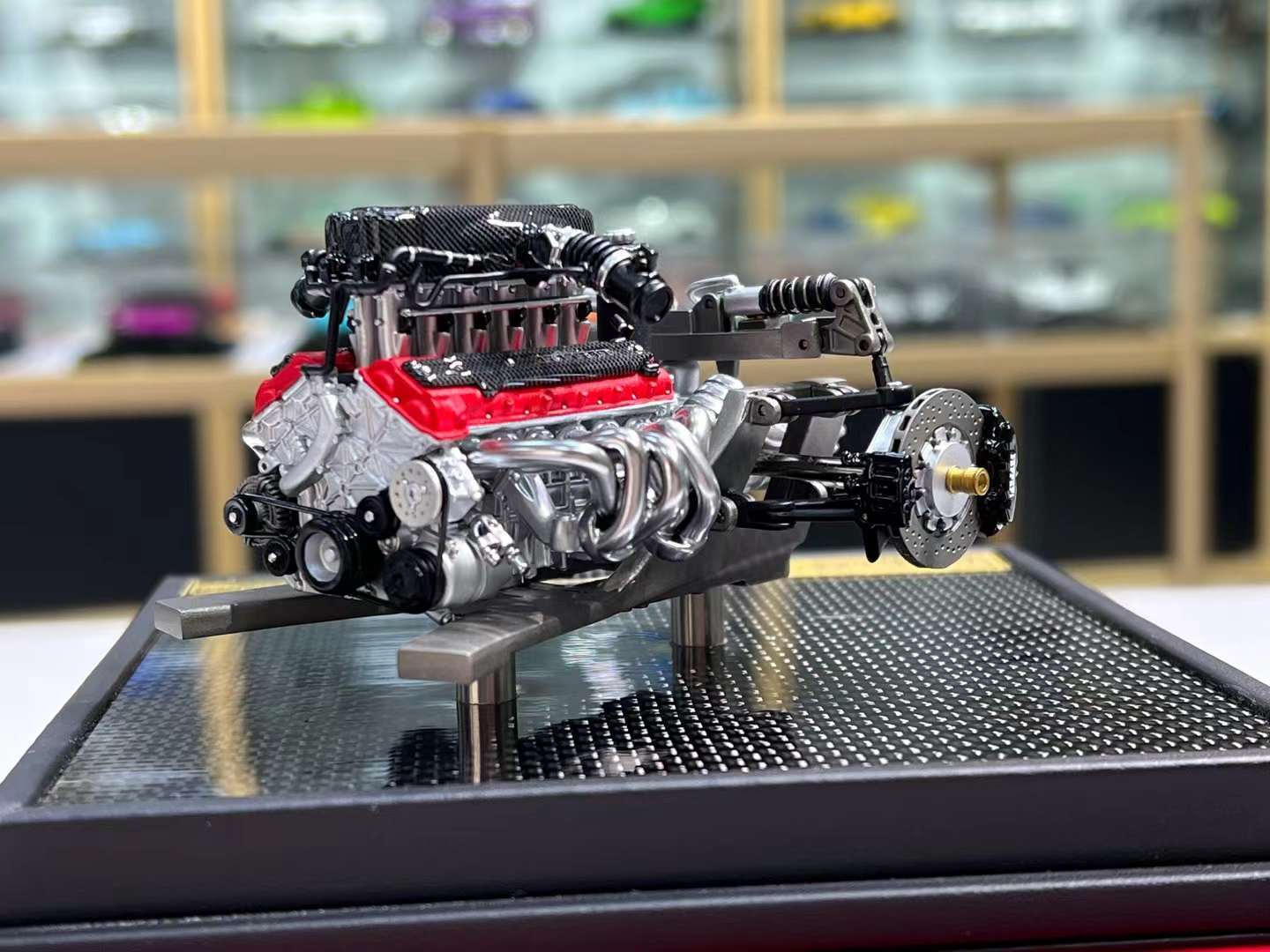 TP 1:18 Ferrari Enzo Motor Limited Edition statisches Modell (auf 