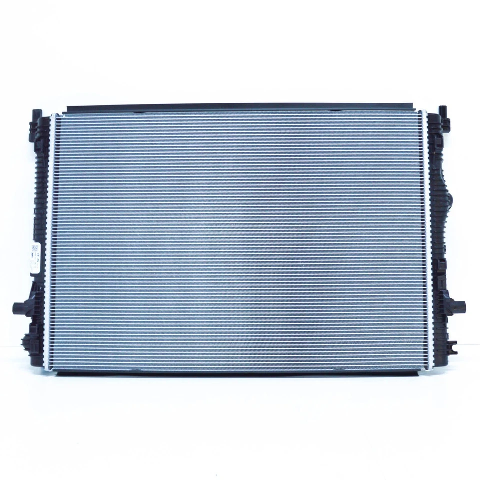 AUDI RS3 8V Engine Cooling Radiator 8V0121251B NEW GENUINE Foto 2 de 4