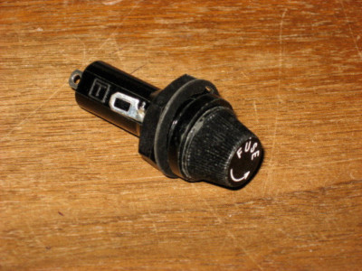 Fuse Holder for 5 X 20mm GMA Type Fuses, qty 1