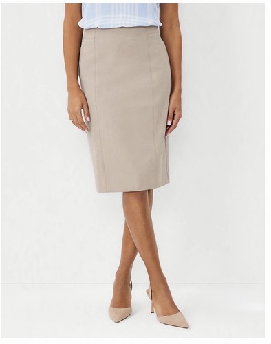 Ann Taylor Linen Blend Beige Pencil Skirt Back Zip & Slit Knee Length Size 6