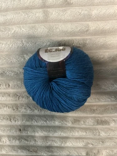 JoJo Land Ballad 100% Superwash Wool Yarn Teal Blue 50g 220 Yds - product listing photo