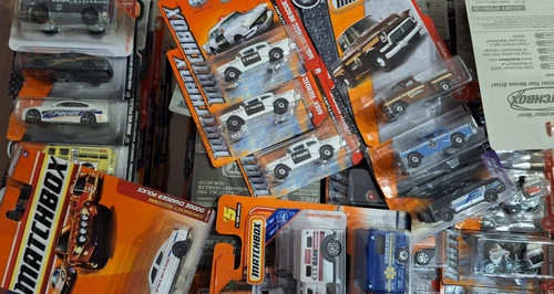 VINTAGE & RARER MATCHBOX CARS - EMERGENCY - POLICE - FIRE - LAW ENFORCEMENT