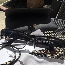 L802 Smart Glasses Black with Case and Charging Cable