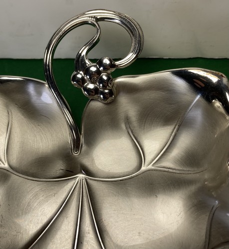 Vintage Mid Century Modern German WMF Ikora Silver Plated Leaf Form Trinket Dish - Picture 3 of 12