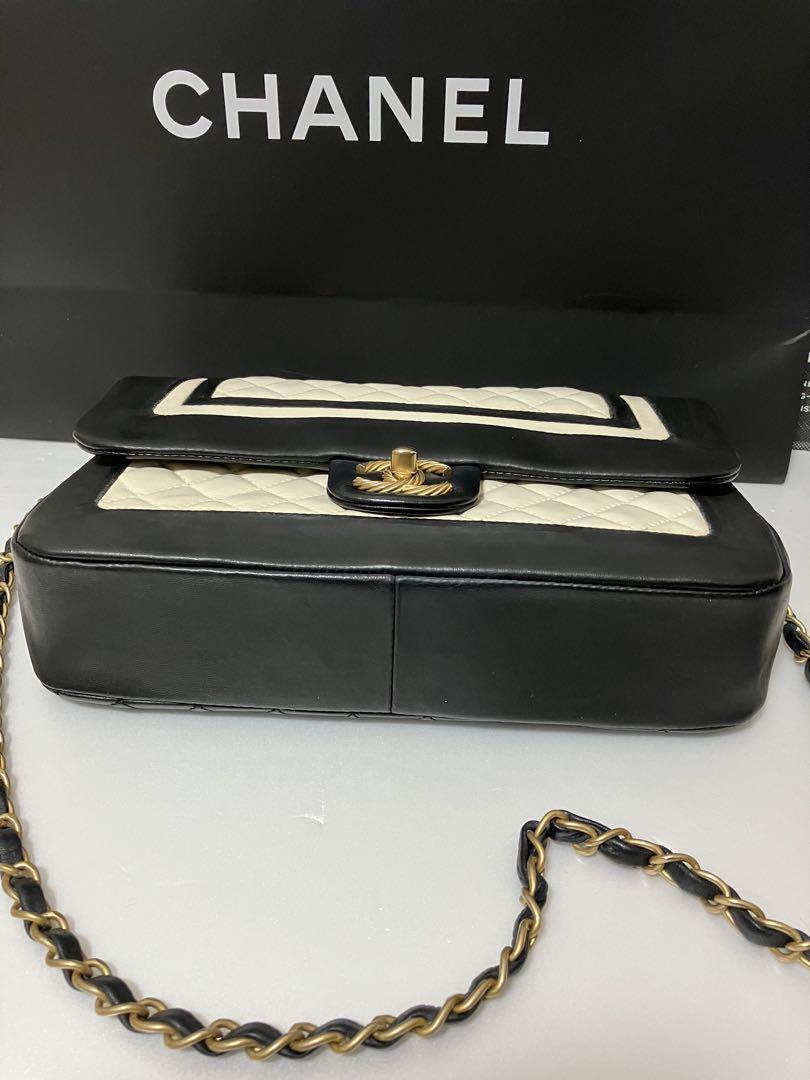 CHANEL CC Matelasse Bi-Color Double Chain Shoulder Bag Black White From Japan image 9